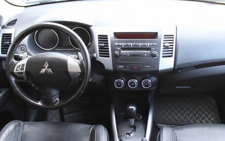Mitsubishi Outlander III рестайлинг 3, 2011 год, 1 319 000 рублей, 10 фотография