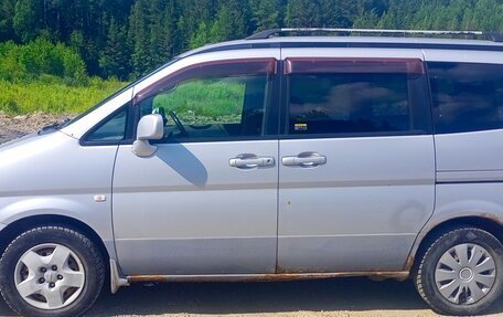 Nissan Serena II, 2000 год, 520 000 рублей, 3 фотография