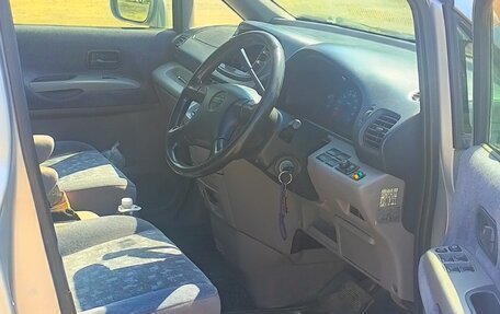 Nissan Serena II, 2000 год, 520 000 рублей, 9 фотография