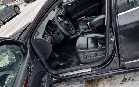 Skoda Superb III рестайлинг, 2011 год, 700 000 рублей, 5 фотография