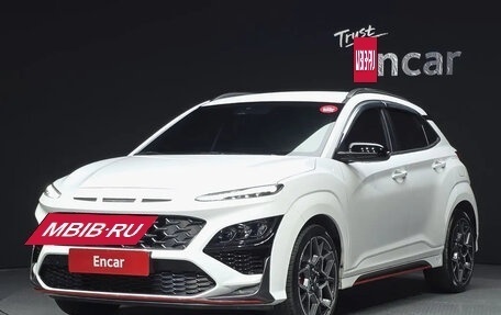 Hyundai Kona I, 2022 год, 2 100 000 рублей, 2 фотография