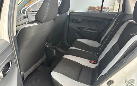 Toyota Yaris XP150 рестайлинг, 2022 год, 1 259 000 рублей, 9 фотография
