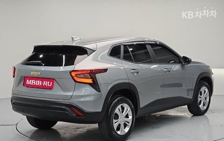 Chevrolet Trax, 2023 год, 1 326 000 рублей, 3 фотография