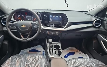 Chevrolet Trax, 2023 год, 1 326 000 рублей, 10 фотография