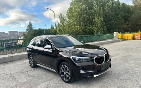 BMW X1, 2022 год, 2 100 000 рублей, 3 фотография
