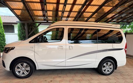 Hyundai Grand Starex Grand Starex I рестайлинг 2, 2020 год, 5 900 000 рублей, 2 фотография