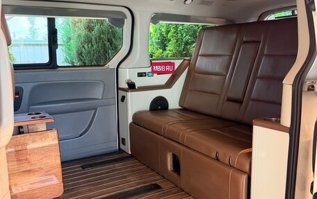 Hyundai Grand Starex Grand Starex I рестайлинг 2, 2020 год, 5 900 000 рублей, 6 фотография