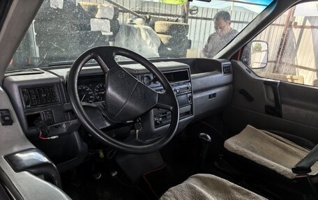 Volkswagen Transporter T4, 1992 год, 600 000 рублей, 3 фотография
