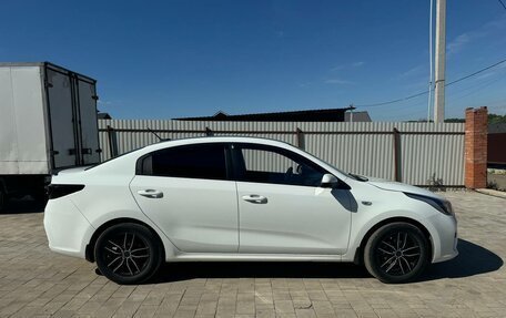 KIA Rio IV, 2019 год, 1 200 000 рублей, 5 фотография