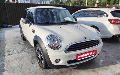 MINI Hatch, 2010 год, 810 000 рублей, 11 фотография