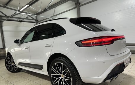 Porsche Macan I рестайлинг, 2023 год, 6 900 000 рублей, 2 фотография
