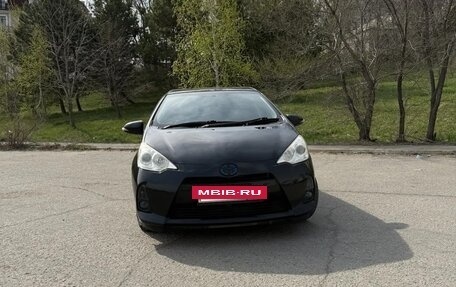 Toyota Aqua I, 2013 год, 630 000 рублей, 2 фотография