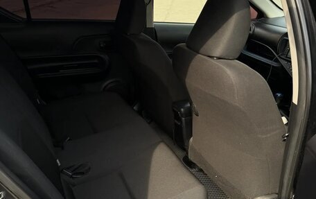 Toyota Aqua I, 2013 год, 630 000 рублей, 16 фотография