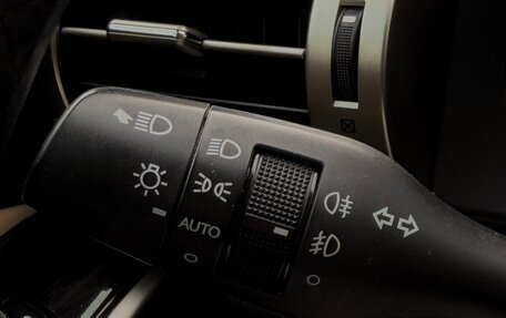 Lexus IS III, 2013 год, 1 999 999 рублей, 20 фотография