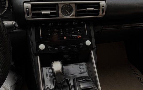 Lexus IS III, 2013 год, 1 999 999 рублей, 22 фотография