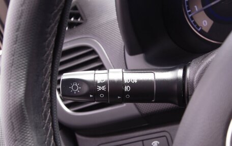 Hyundai Solaris II рестайлинг, 2011 год, 899 000 рублей, 13 фотография