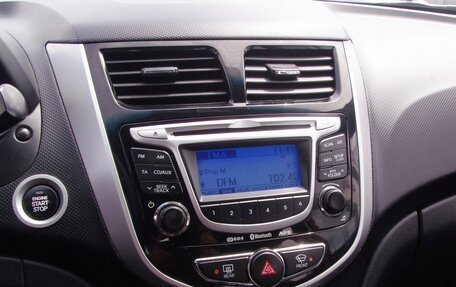 Hyundai Solaris II рестайлинг, 2011 год, 899 000 рублей, 15 фотография
