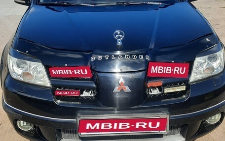 Mitsubishi Outlander III рестайлинг 3, 2007 год, 700 000 рублей, 1 фотография