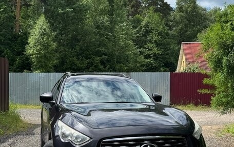 Infiniti FX II, 2011 год, 1 970 000 рублей, 1 фотография