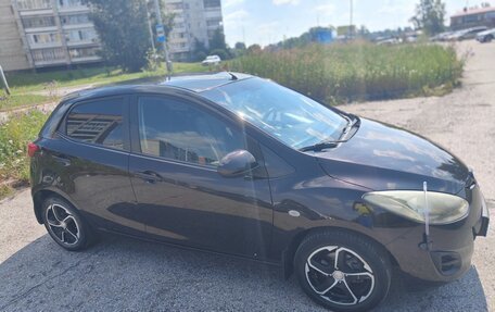Mazda 2 III, 2011 год, 850 000 рублей, 3 фотография