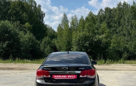 Chevrolet Cruze II, 2011 год, 575 000 рублей, 4 фотография