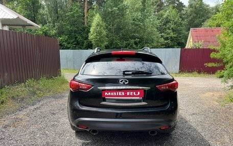 Infiniti FX II, 2011 год, 1 970 000 рублей, 4 фотография
