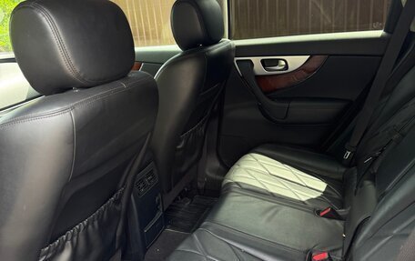 Infiniti FX II, 2011 год, 1 970 000 рублей, 12 фотография