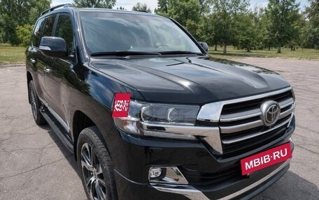 Toyota Land Cruiser 200, 2020 год, 7 850 000 рублей, 5 фотография
