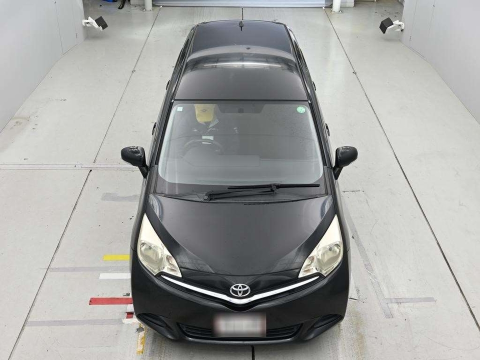 Toyota Ractis II, 2010 год, 910 000 рублей, 7 фотография
