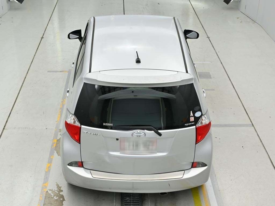 Toyota Ractis II, 2010 год, 1 018 000 рублей, 8 фотография