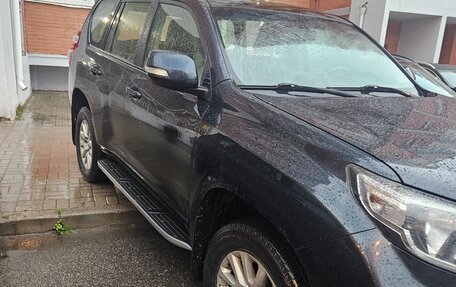 Toyota Land Cruiser Prado 150 рестайлинг 2, 2014 год, 2 500 000 рублей, 6 фотография