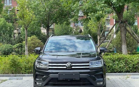 Volkswagen Tharu, 2023 год, 1 735 100 рублей, 2 фотография