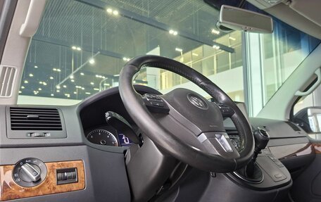 Volkswagen Multivan T5, 2012 год, 1 708 000 рублей, 11 фотография