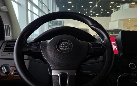 Volkswagen Multivan T5, 2012 год, 1 708 000 рублей, 13 фотография