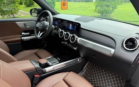 Mercedes-Benz GLB, 2020 год, 1 950 000 рублей, 7 фотография