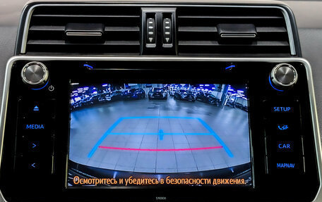 Toyota Land Cruiser Prado 150 рестайлинг 2, 2019 год, 5 400 000 рублей, 15 фотография