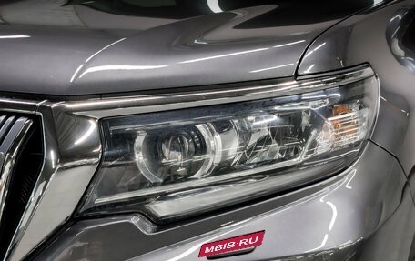 Toyota Land Cruiser Prado 150 рестайлинг 2, 2019 год, 5 400 000 рублей, 18 фотография