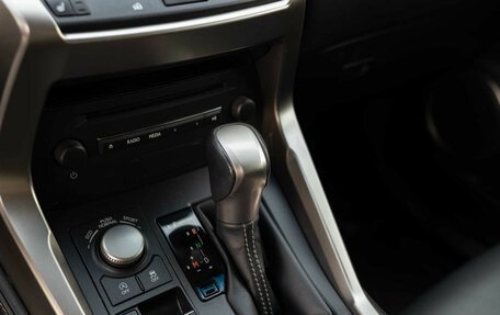 Lexus NX I, 2016 год, 2 600 000 рублей, 17 фотография