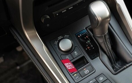 Lexus NX I, 2016 год, 2 600 000 рублей, 18 фотография