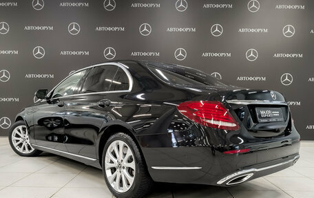 Mercedes-Benz E-Класс, 2018 год, 3 573 500 рублей, 7 фотография