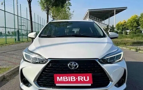 Toyota Yaris XP150 рестайлинг, 2022 год, 1 340 300 рублей, 2 фотография