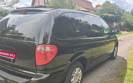 Dodge Caravan IV, 2004 год, 850 000 рублей, 3 фотография