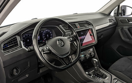 Volkswagen Tiguan II, 2017 год, 2 350 000 рублей, 15 фотография