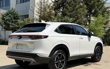 Honda Vezel, 2023 год, 1 823 000 рублей, 4 фотография