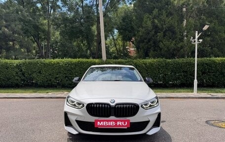 BMW 1 серия, 2021 год, 1 590 000 рублей, 2 фотография