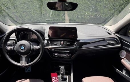 BMW 1 серия, 2021 год, 1 590 000 рублей, 12 фотография