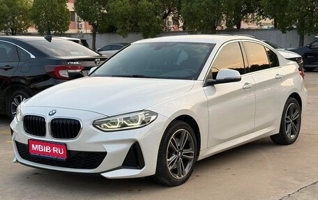 BMW 1 серия, 2021 год, 1 600 000 рублей, 1 фотография