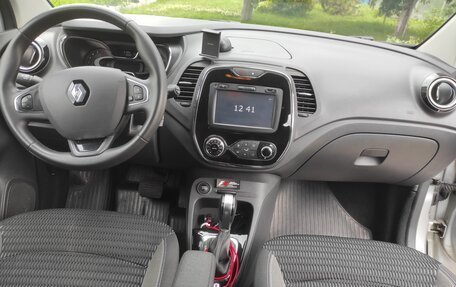 Renault Kaptur I рестайлинг, 2018 год, 1 390 000 рублей, 6 фотография