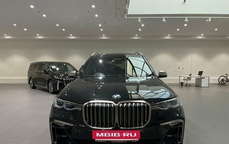 BMW X7, 2019 год, 7 299 000 рублей, 2 фотография