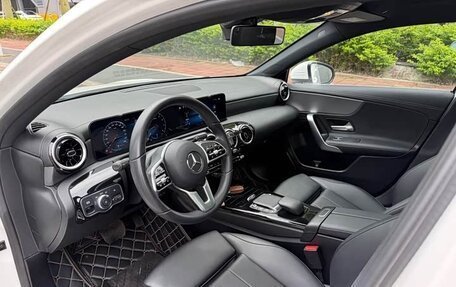 Mercedes-Benz A-Класс, 2022 год, 1 680 000 рублей, 12 фотография